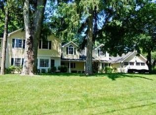 18 Crawford Rd, Harrison, NY 10528