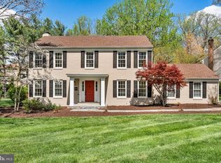 10840 Fieldwood Dr, Fairfax, VA