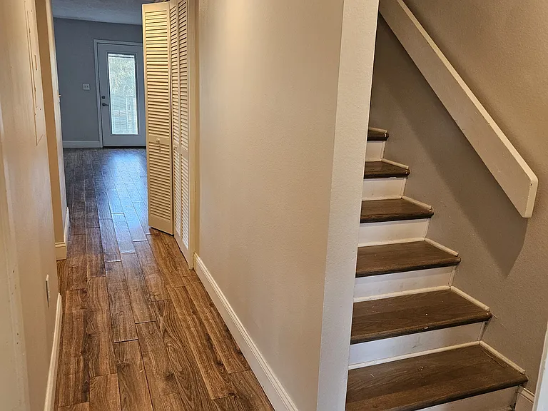 4114 W North B St #I — Photo 8