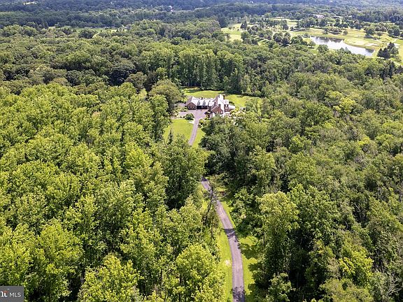 2nd image of 4535 Province Line Rd