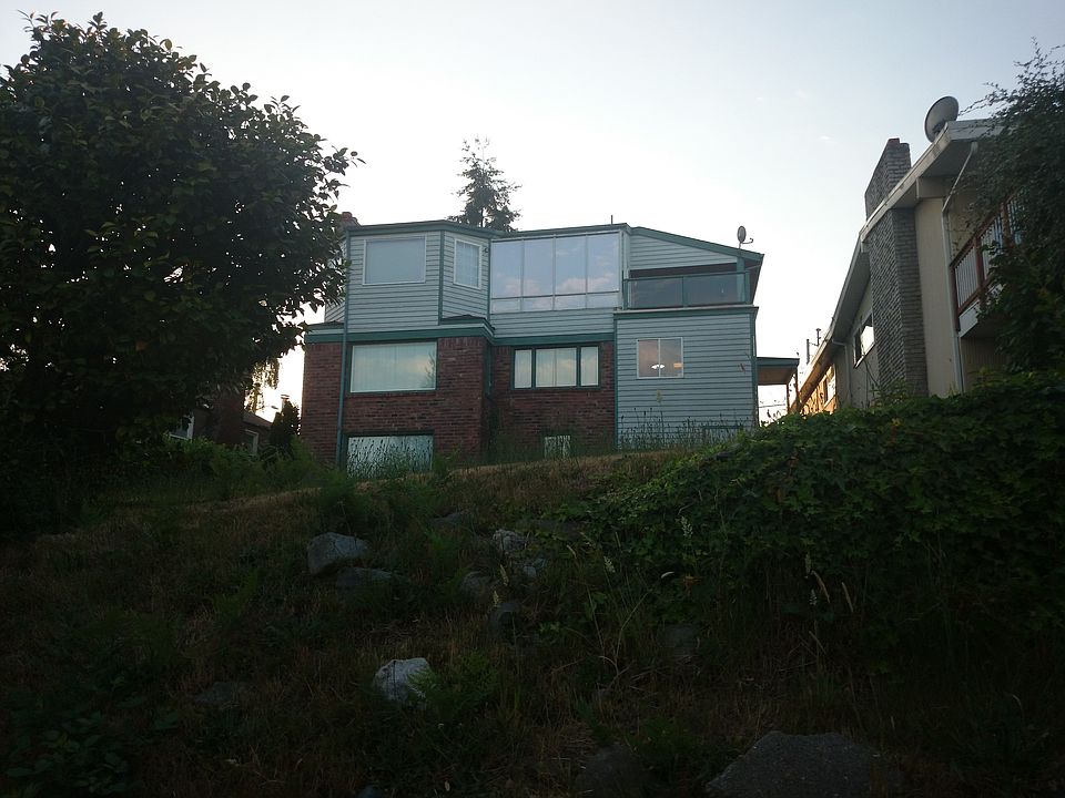 2nd image of 3407 11th Ave W