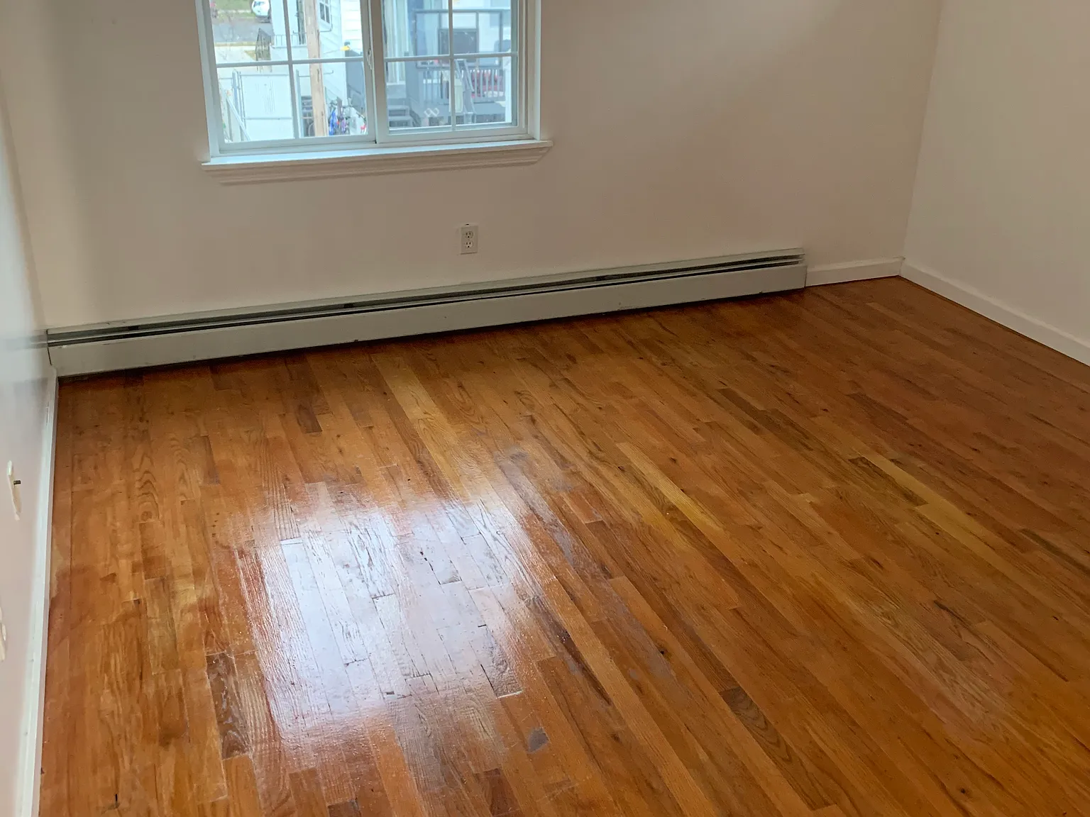 1 bed, $1,300 — Photo 1