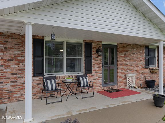 2nd image of 109 N Linnwood Dr
