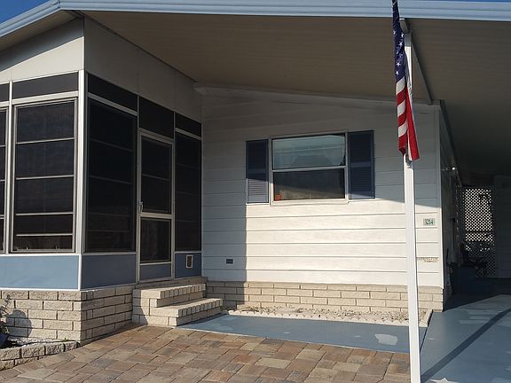 2nd image of 3214 Railway Ave