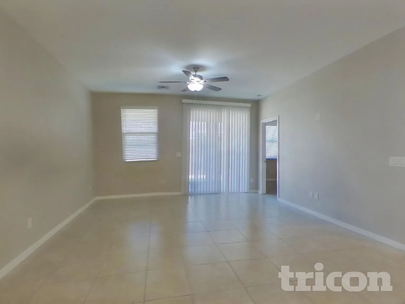 14182 W Voltaire Street Surprise AZ — Photo 2