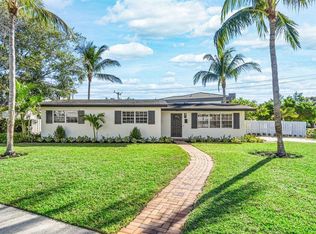 300 NE 7th St, Boca Raton, FL 33432