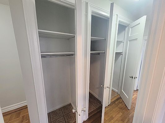 4th image of 680 E 224th St #5A