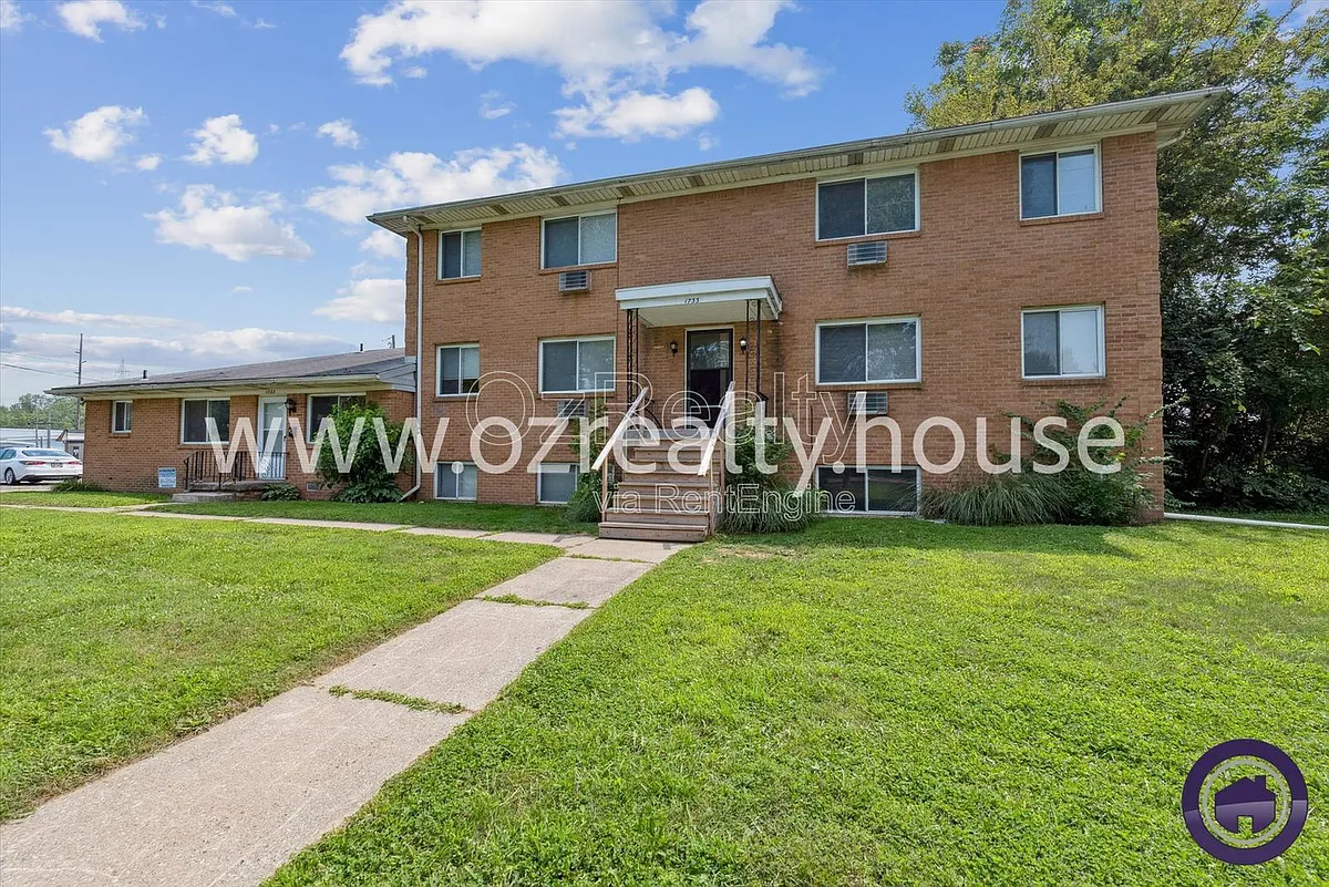 Building Photo - 1733 Christian Ave #2