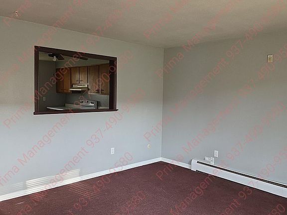 3rd image of 27 W Parkwood Dr #C