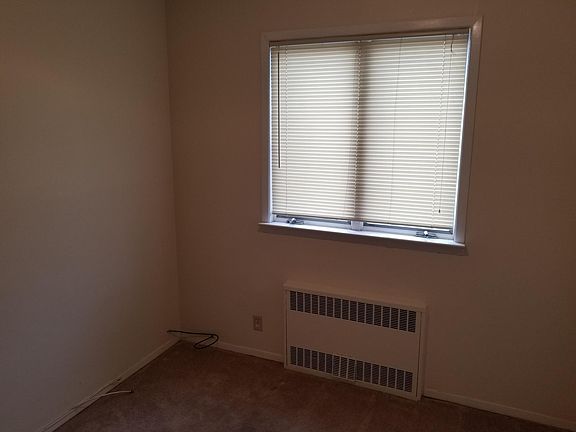 4th image of 2180 E 74th St Floor 1