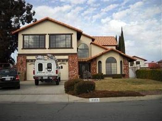 1st image of 18050 Lakeview Dr