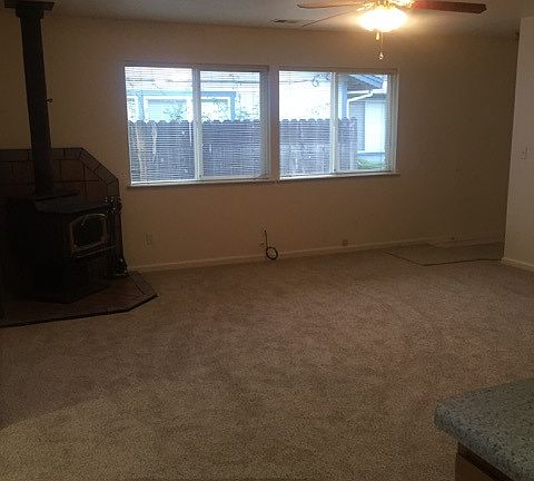 5th image of 125 Derek Dr Unit B