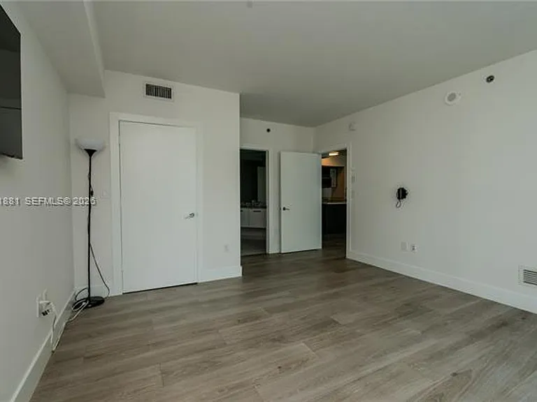 500 Brickell Ave #1407 — Photo 16