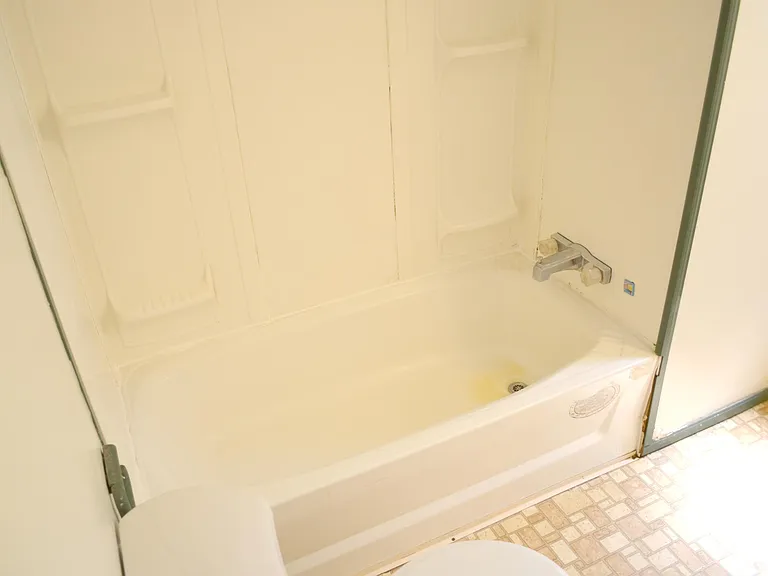 7600 Heatherstone Dr #8 — Photo 10