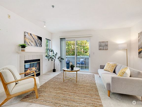 4th image of 601 12th Avenue NW #E6
