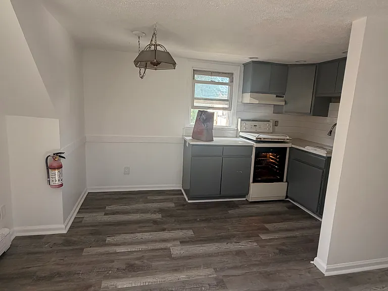123 Summit Ave #2 — Photo 1