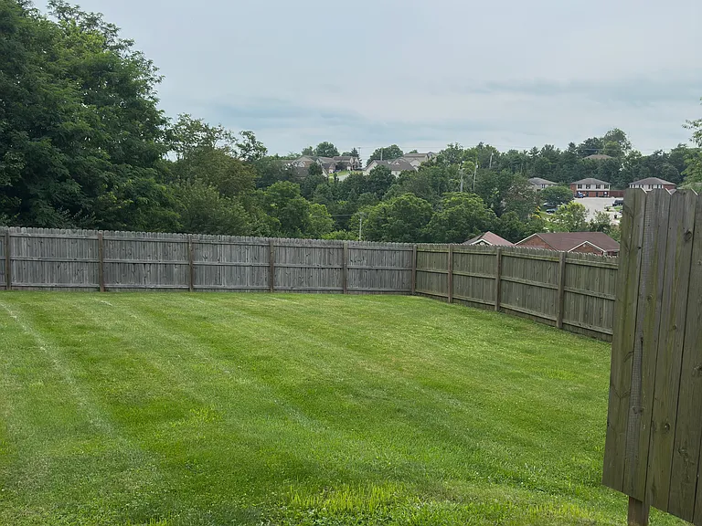 422 Sara Leigh Dr #2 — Photo 10