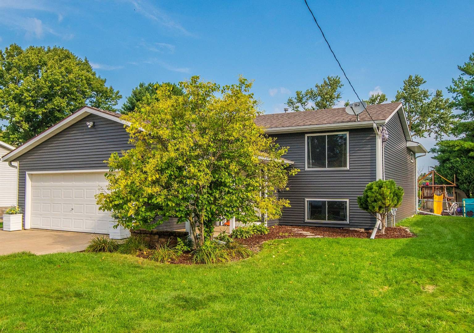 155 2nd St NE, Elgin, MN 55932 Zillow