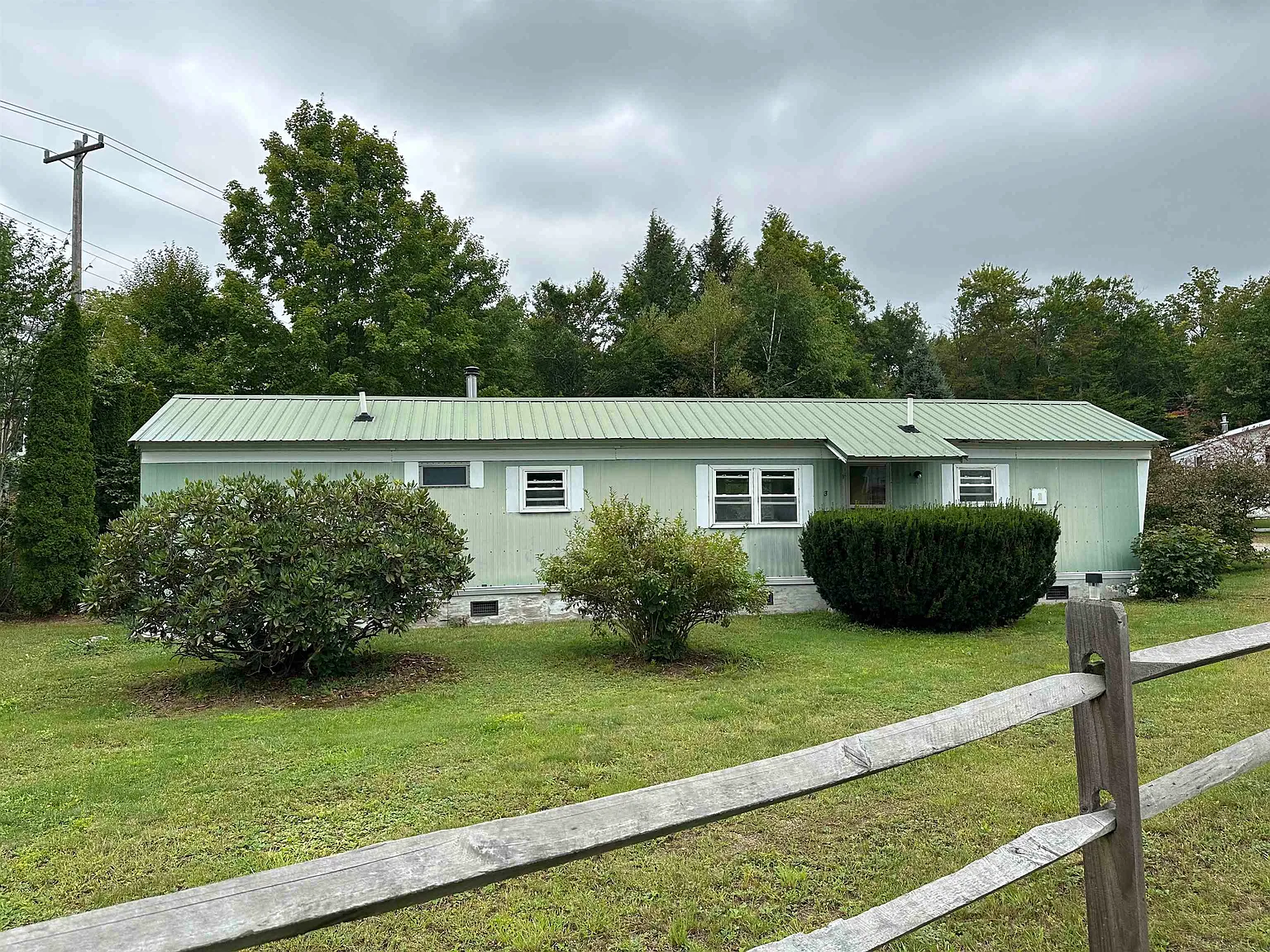 2 bed, 1.0 bath, 672 sqft, $1,650 — Photo 2