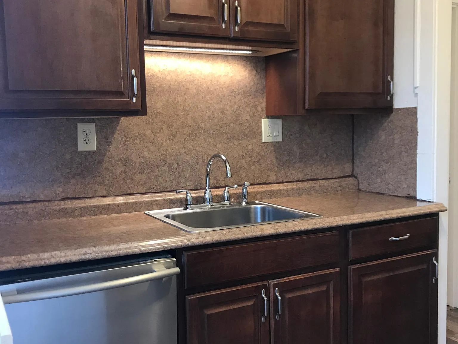 1174 Kenmore Ave — Photo 3