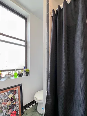 Rented by Compass | media 25