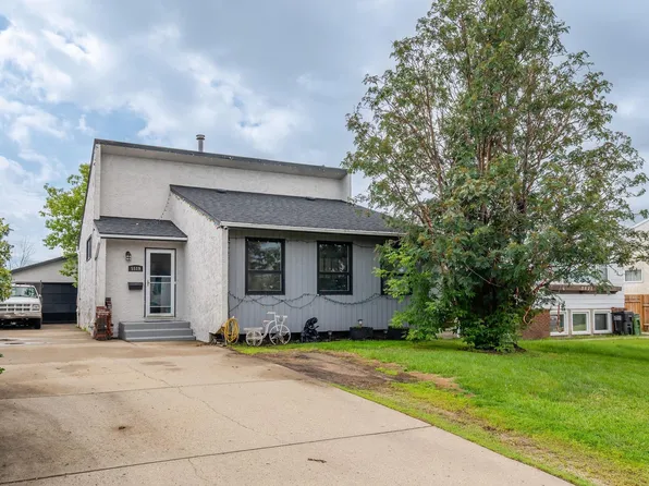 5519 10th Ave NW, Edmonton, AB T6L 1Y5