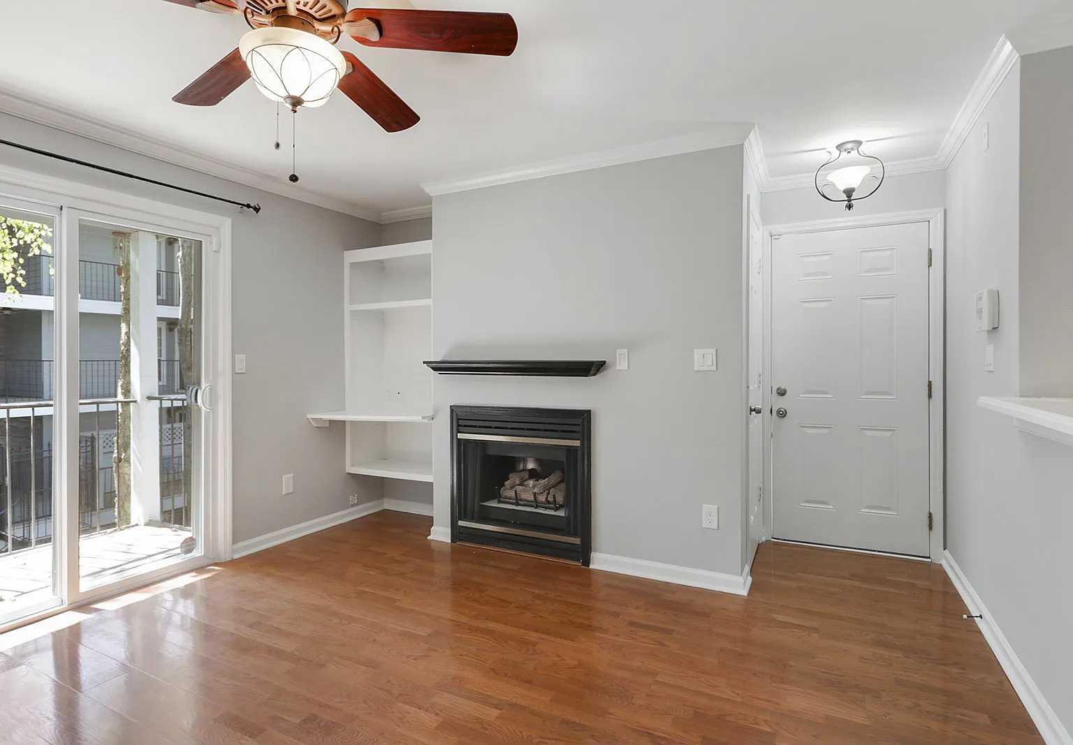 1 bed, 711 sqft, $1,550 — Photo 1