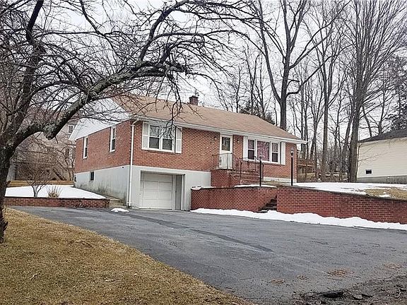 2nd image of 1646 Central St