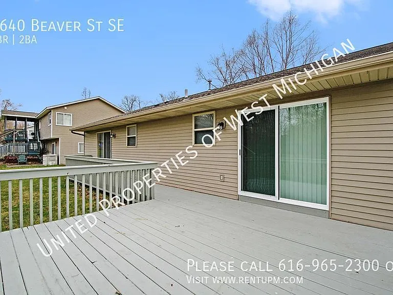 8640 Beaver St SE — Photo 16