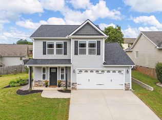 130 Harvest Ridge Dr, Inman, SC 29349