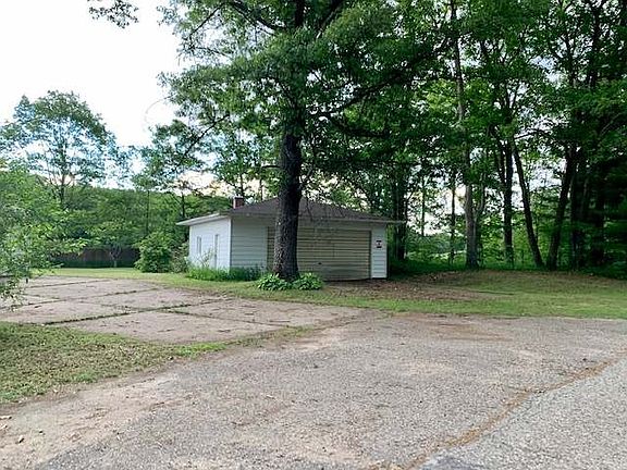 2nd image of 3265 Bischoff Dr