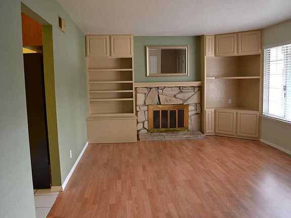 2nd image of 7251 Middlebury Way