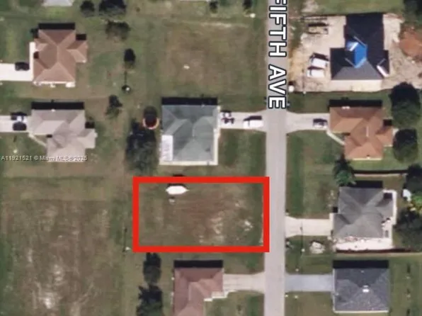 2118 NE 5th Ave, Cape Coral, FL 33909