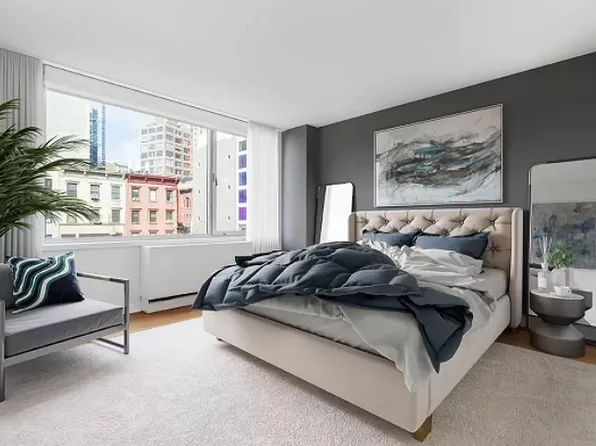 200 East 11th Street image 4 of 14