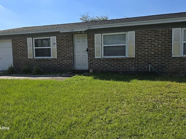 2196 Luana Dr E, Jacksonville, FL 32246