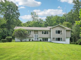 24 Wild Turkey Run, Wappingers Falls, NY 12590