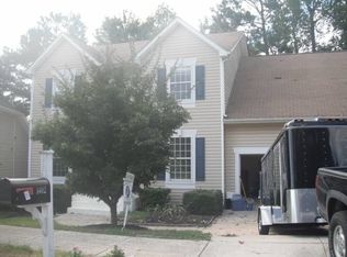 1402 Willowleaf Way, Apex, NC 27502