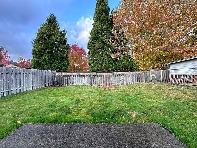 3417 SE 11th St — Photo 13