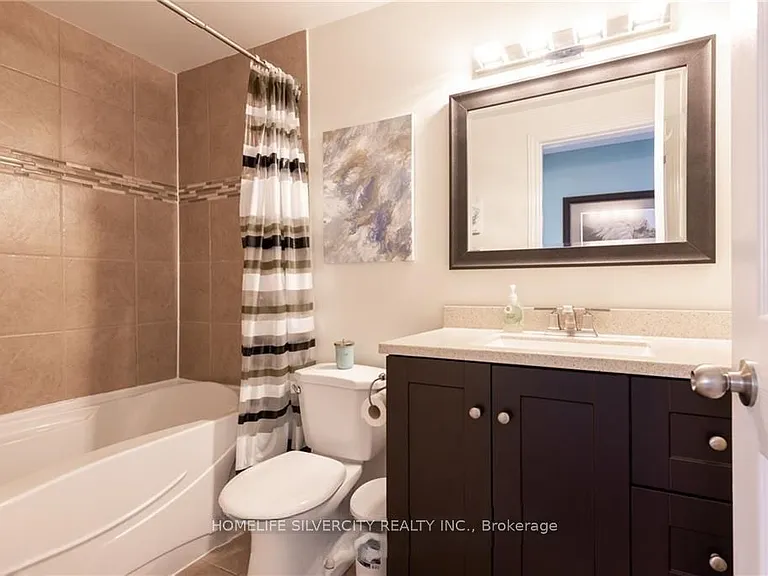 141 Athabaska Rd — Photo 10