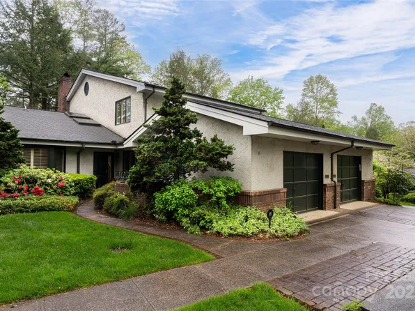 11 Bourne Ln, Asheville, NC 28803