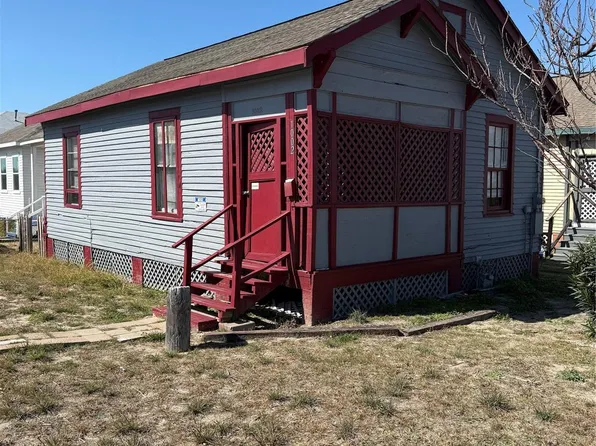 1002 Avenue M, Galveston, TX 77550