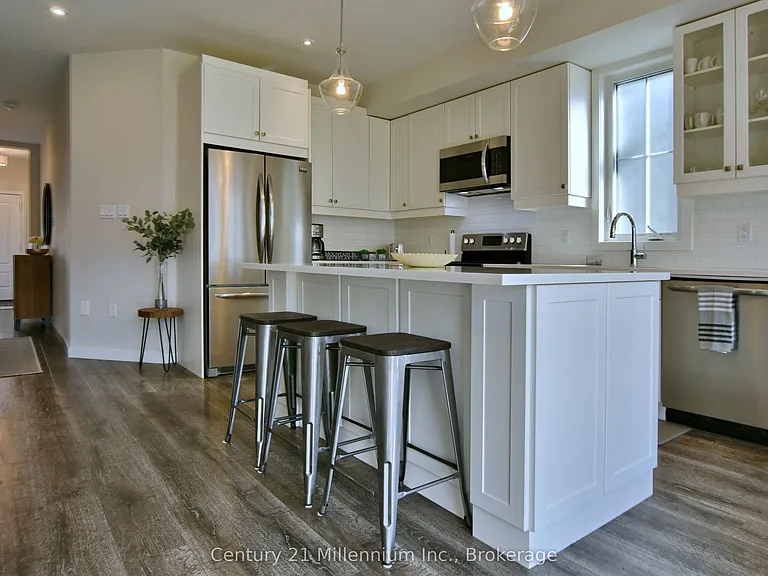 349 Yellow Birch Cres — Photo 13