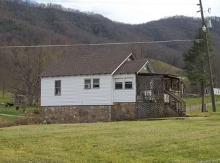 4592 Dutch Cove Rd, Canton, NC 28716