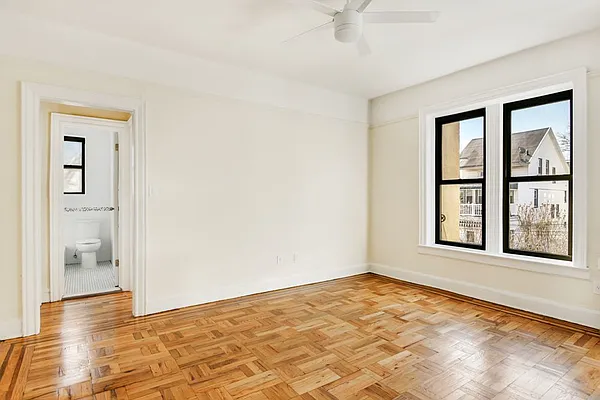 Rented by Compass | media 7