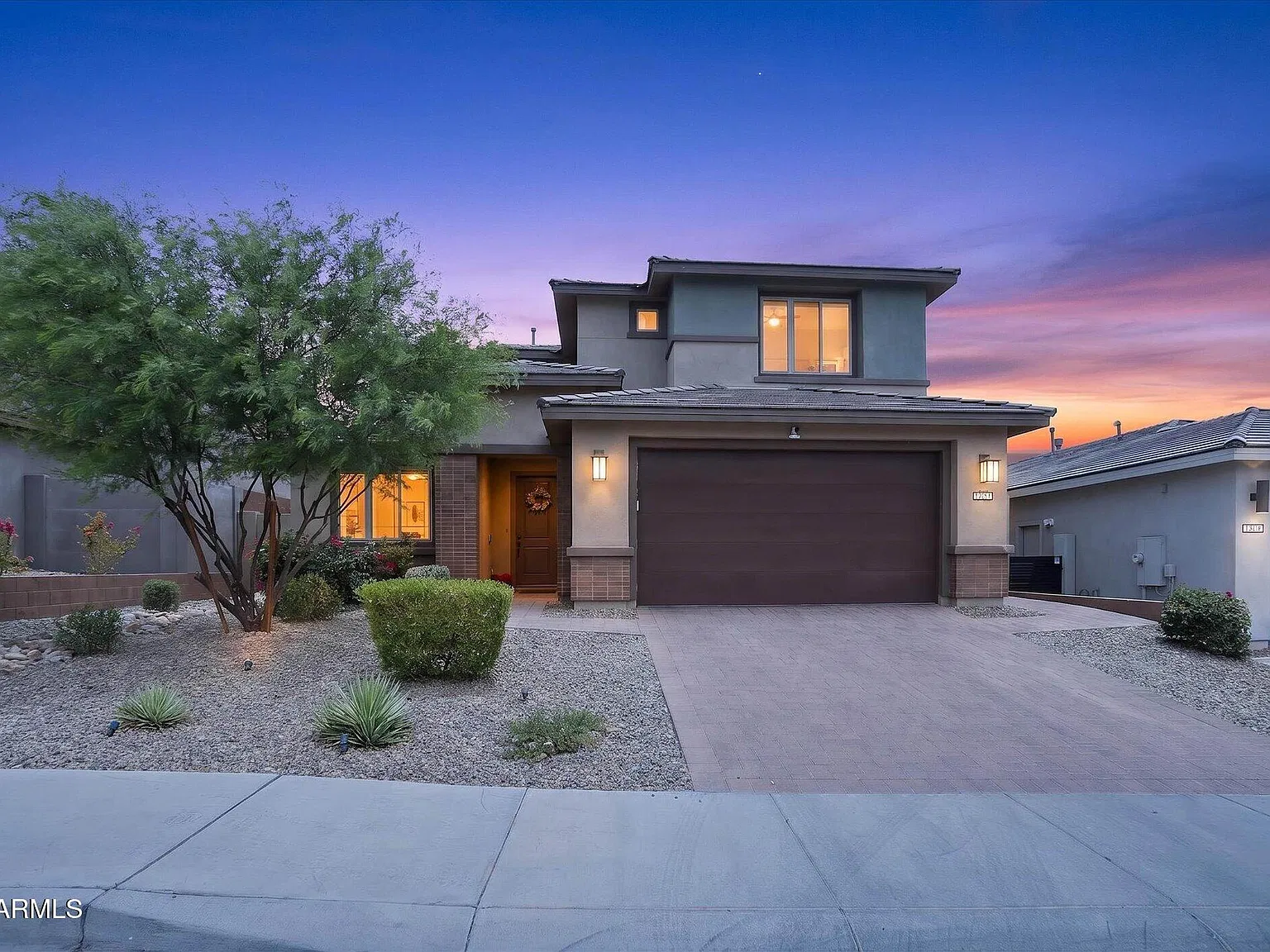 6 bed, 4.5 bath, 3035 sqft, $6,000 — Photo 2