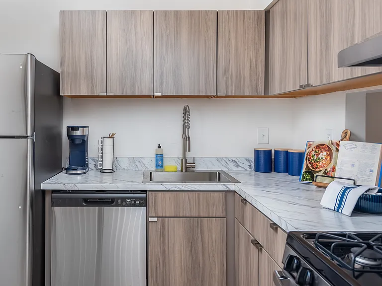 Cedar Place — Photo 8