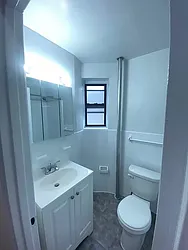 Rented by CITY SKYLINE REALTY INC