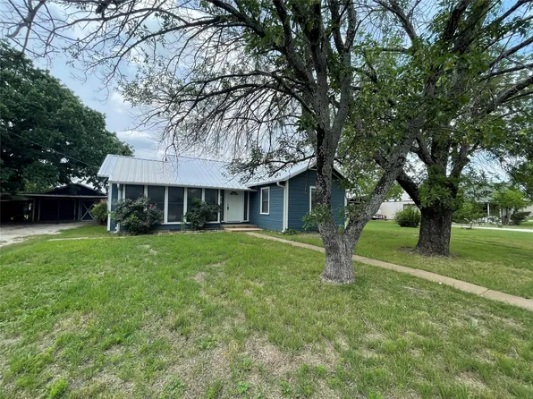 612 N Main St, Graford, TX 76449