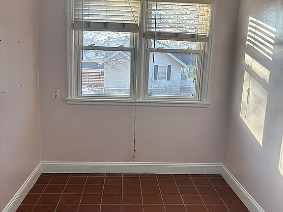 5th image of 1401 S 64th Ave