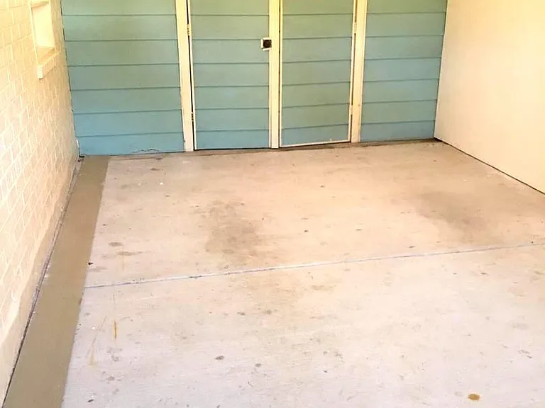 6300 Maiden Ln — Photo 28